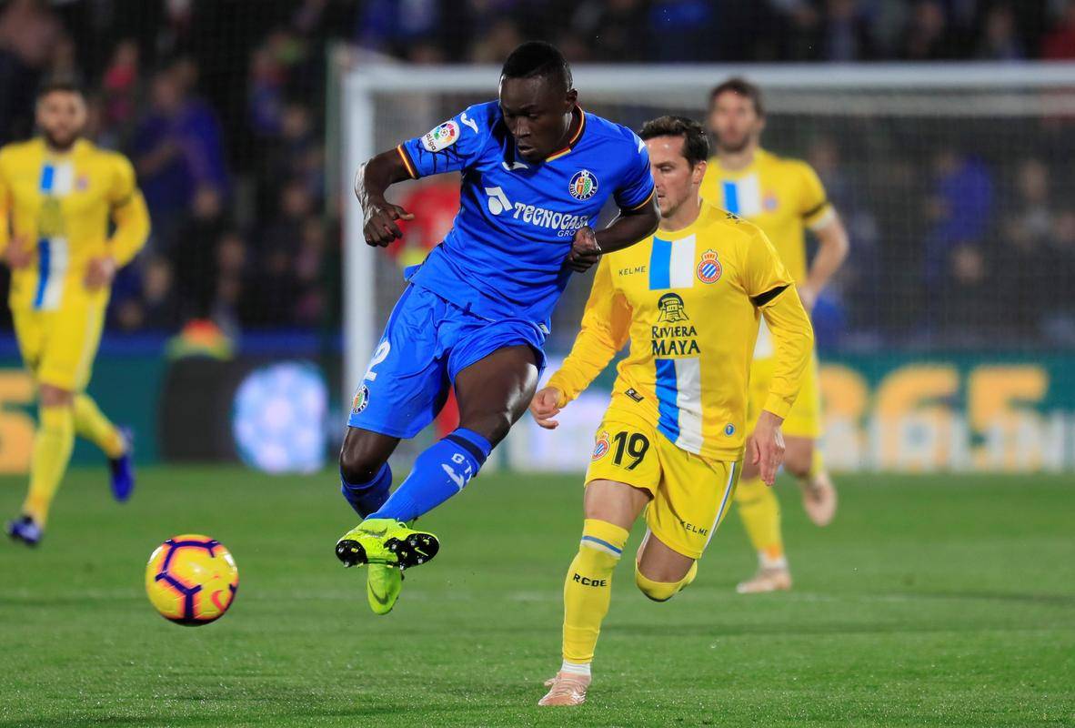 关于格拉纳达在主场力挫对手,夺取关键三分的信息 关于格拉纳达在主场力挫对手,夺取关键三分的信息