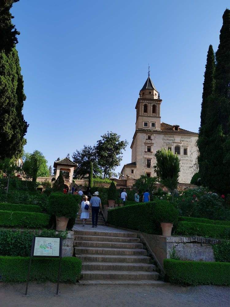 关于科尔多瓦主场-险胜格拉纳达，取得重要三分的信息