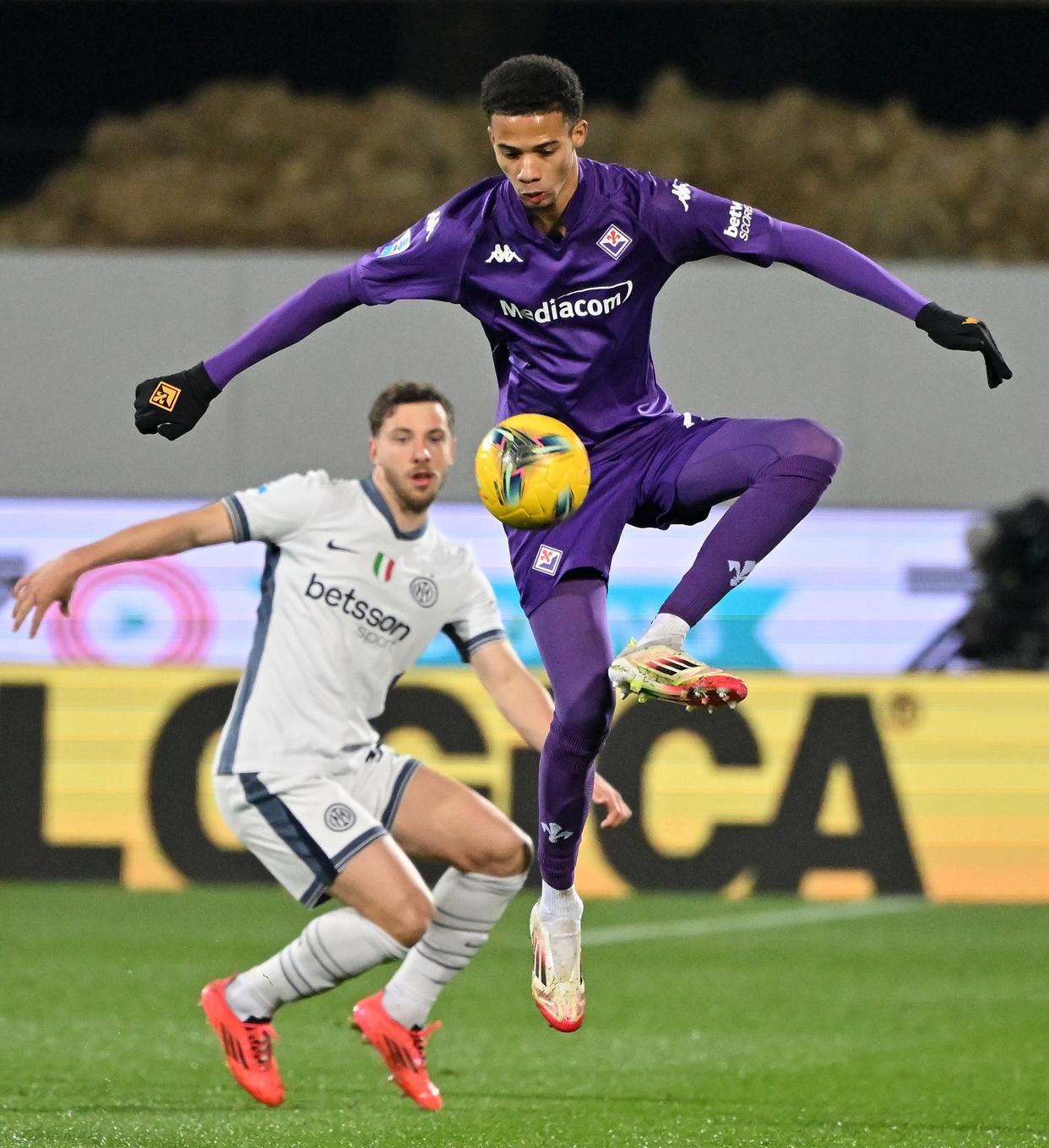 佛罗伦萨主场大胜，赛季表现趋于稳定