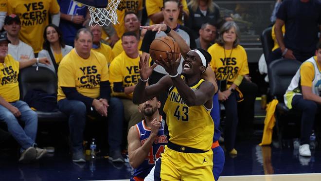 关于雷霆主场迎战尼克斯,全场观众尖叫不断,气氛紧张的信息 关于雷霆主场迎战尼克斯,全场观众尖叫不断,气氛紧张的信息