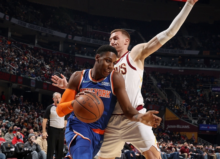 爱游戏体育网站-骑士不敌公牛,乐福状态低迷的简单介绍