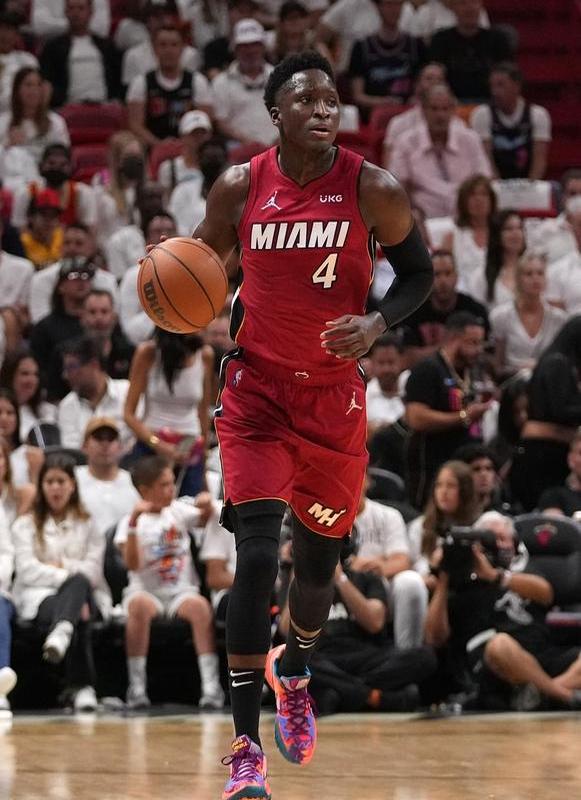 步行者战胜尼克斯：奥拉迪波表现抢眼的简单介绍