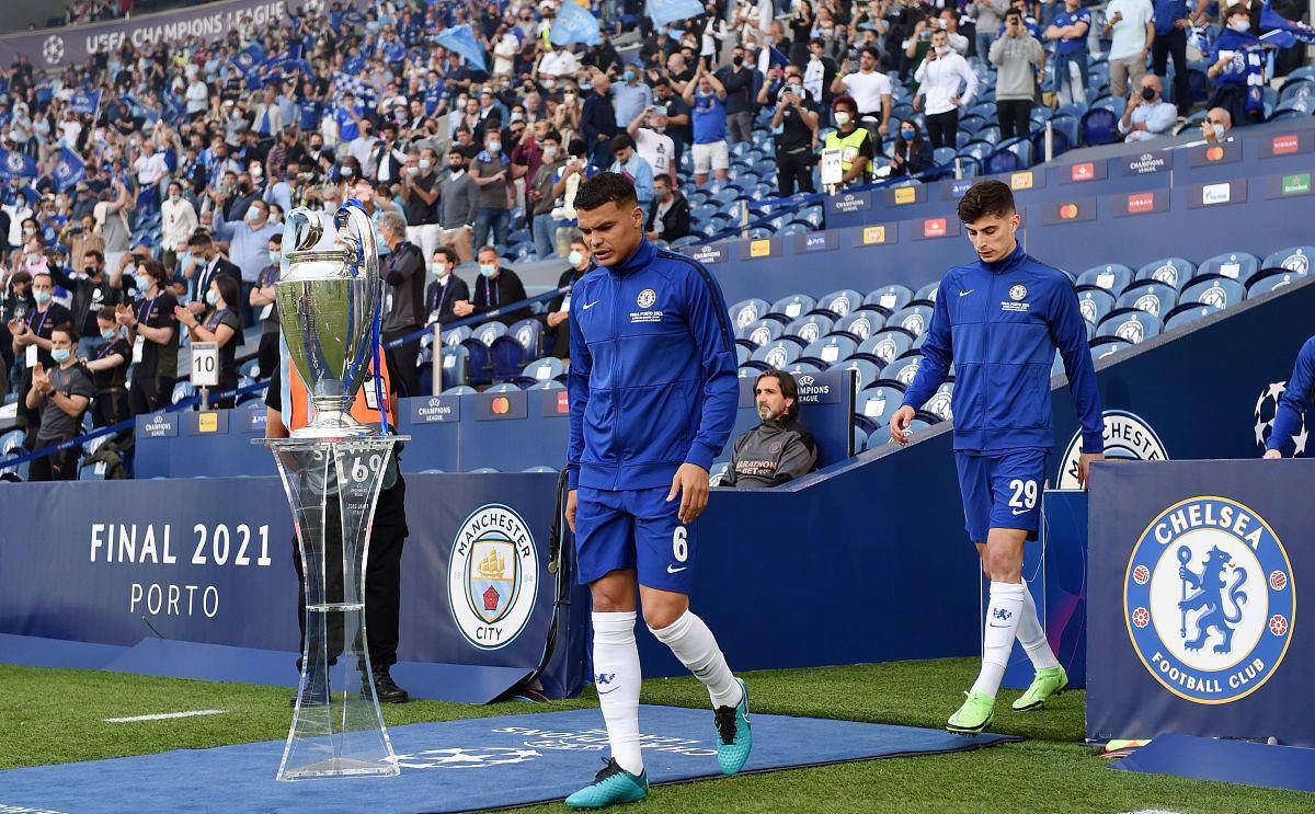 爱游戏官网-切尔西后防稳固,球队整体表现亮眼的简单介绍