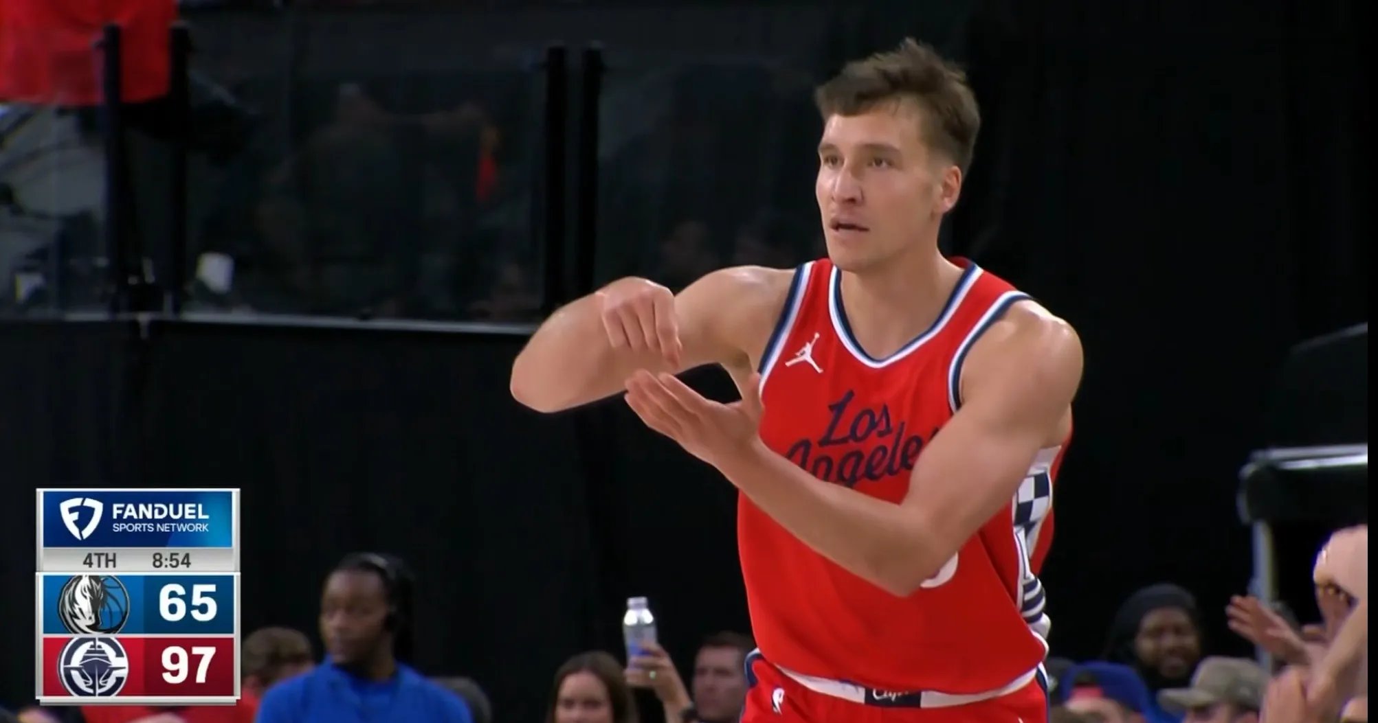 关于奇才球员投篮准确,为球队赢得胜利的信息 关于奇才球员投篮准确,为球队赢得胜利的信息