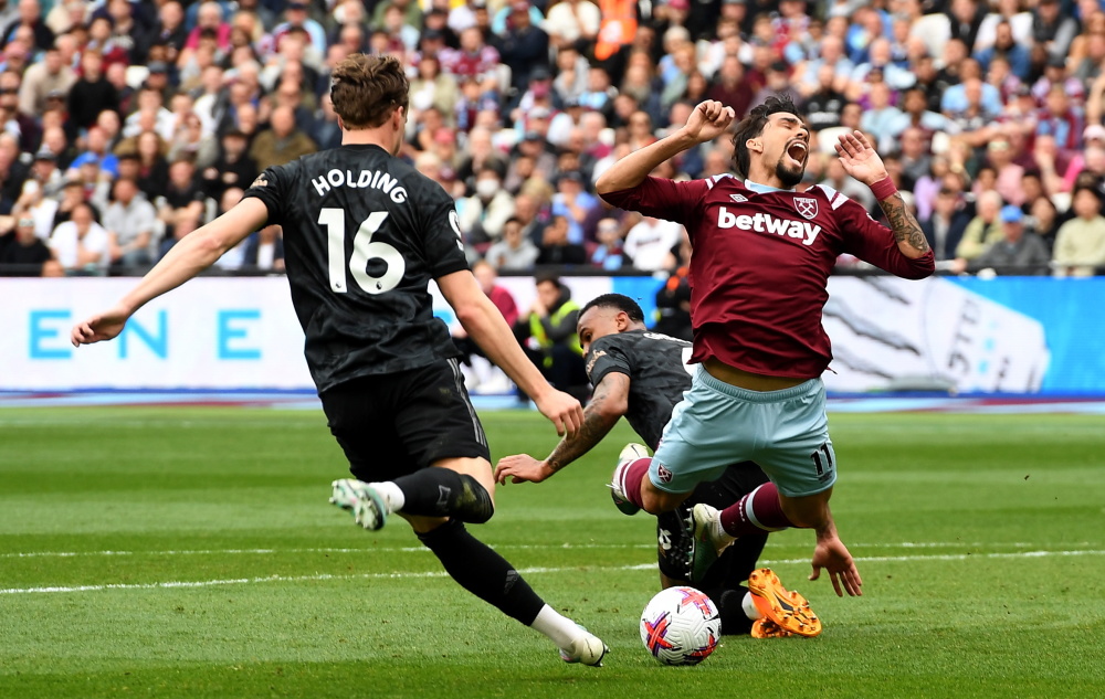 关于阿森纳客场战平,总比分负于贝西克塔的信息 关于阿森纳客场战平,总比分负于贝西克塔的信息