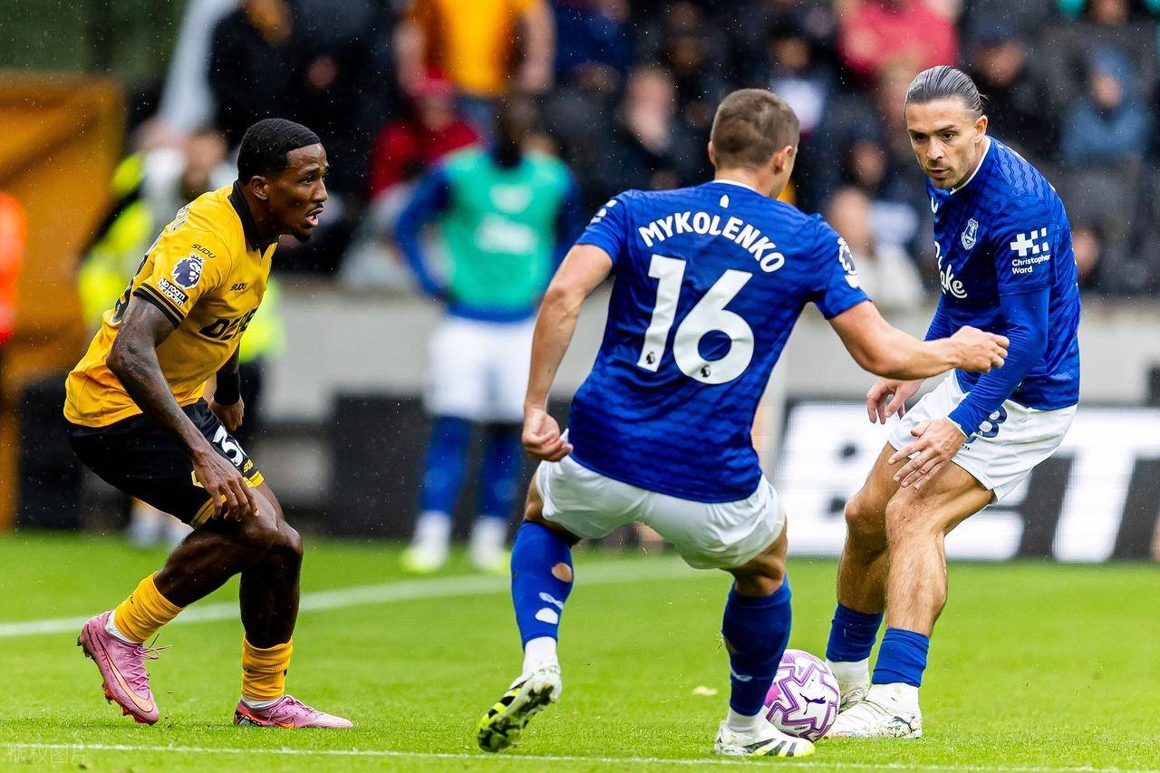 爱游戏官网-包含维拉球队再次失利,降级区压力增大的词条