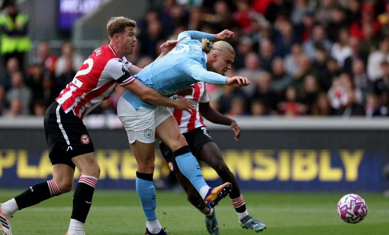 水晶宫客场2-2逼平埃弗顿,保持不败战绩的简单介绍 水晶宫客场2-2逼平埃弗顿,保持不败战绩的简单介绍