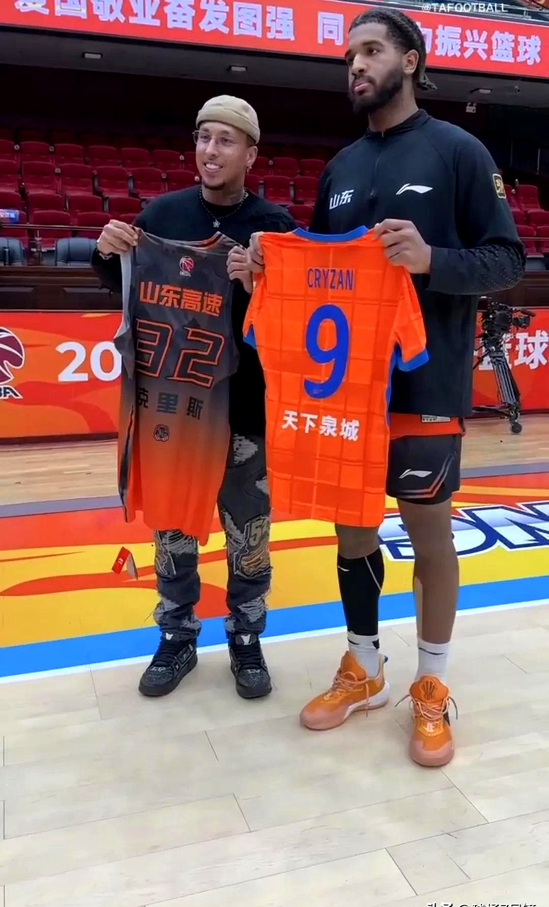 山东队客场力克对手,喜获两连胜 山东队客场力克对手,喜获两连胜