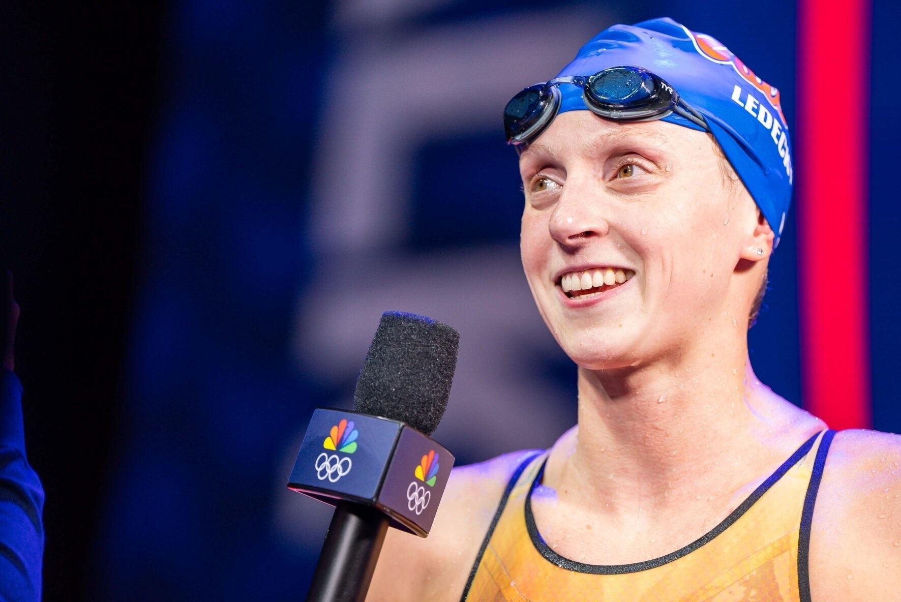 爱游戏体育下载-美国游泳选手刷新世界纪录,风头正劲