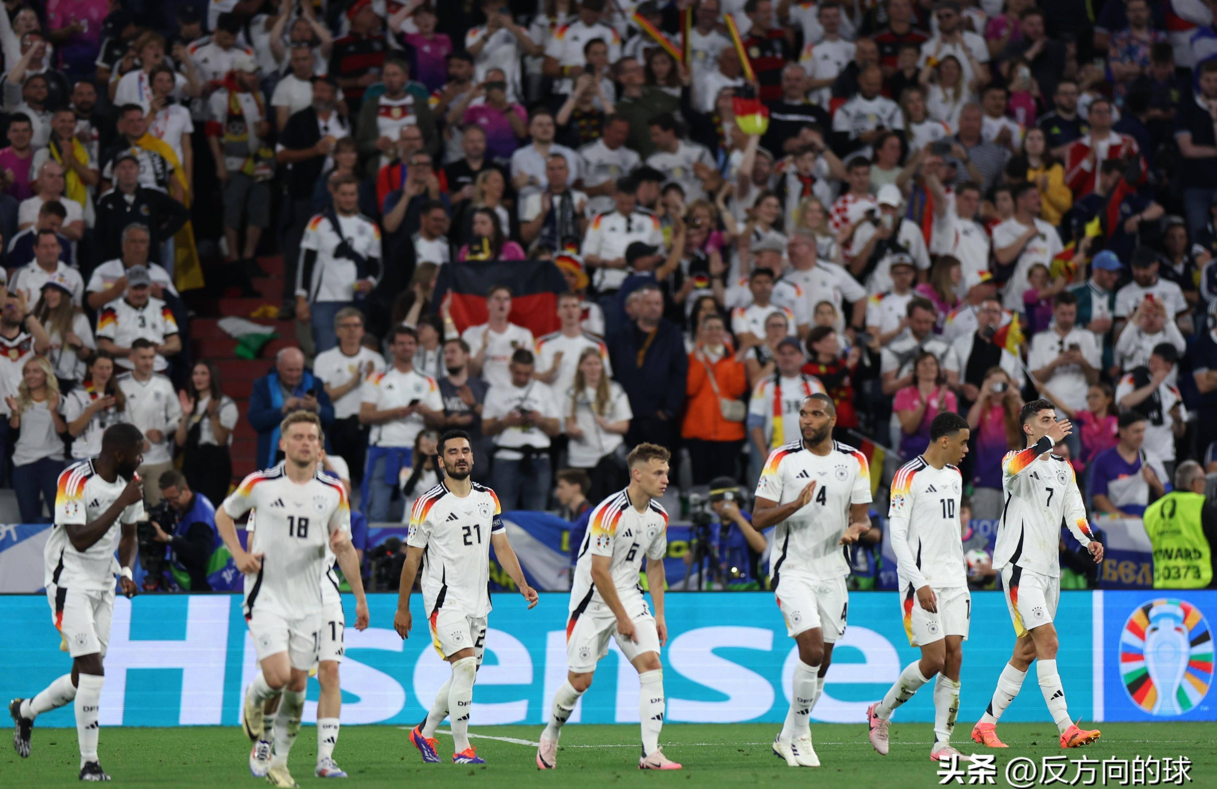 足球风暴席卷,欧洲比赛掀起热潮 足球风暴席卷,欧洲比赛掀起热潮