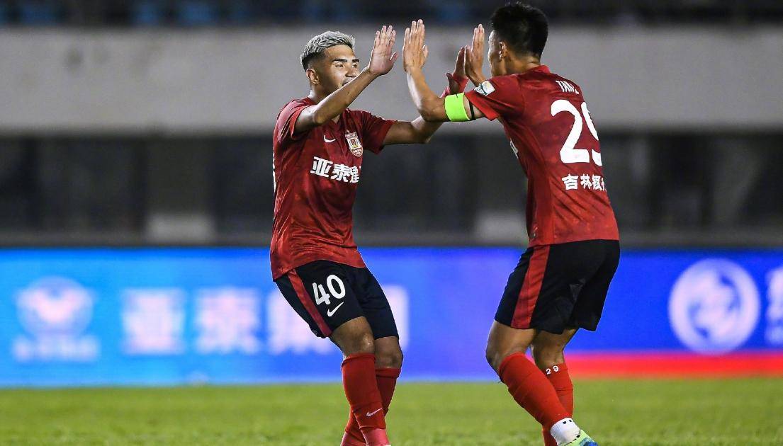 爱游戏体育直播-包含长春亚泰战胜北京人和，取得宝贵胜利的词条