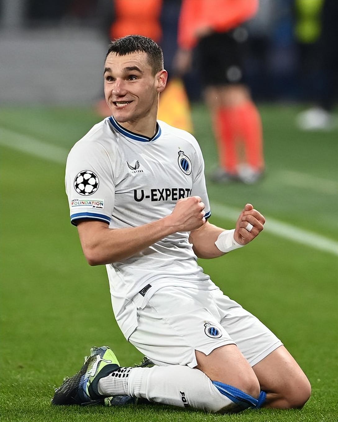 爱游戏app-拜仁坚固防线,成功上榜欧冠十强