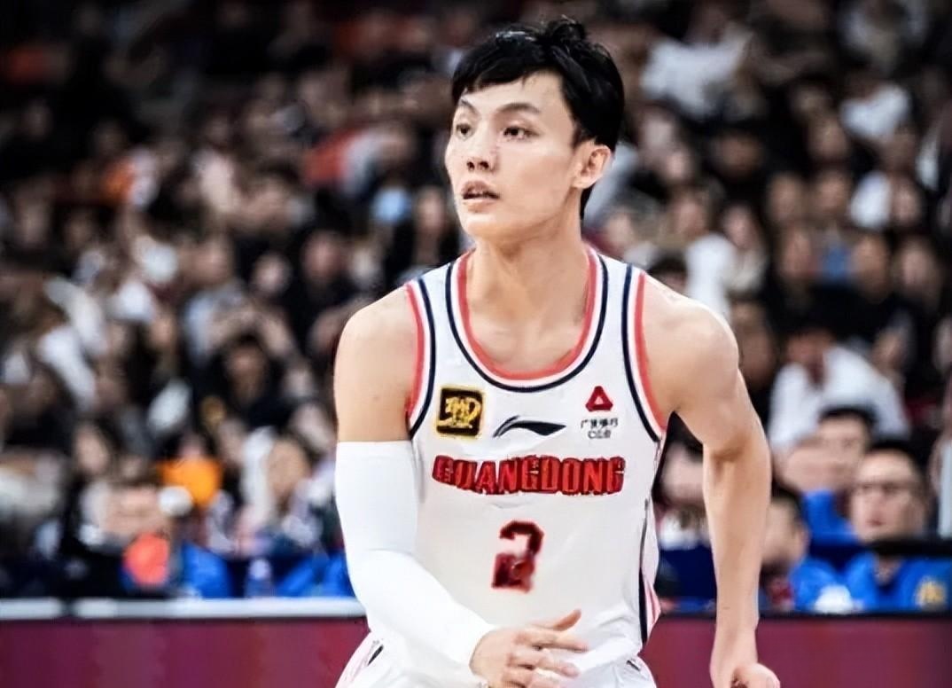 爱游戏在线-安徽队实力碾压，轻松获胜